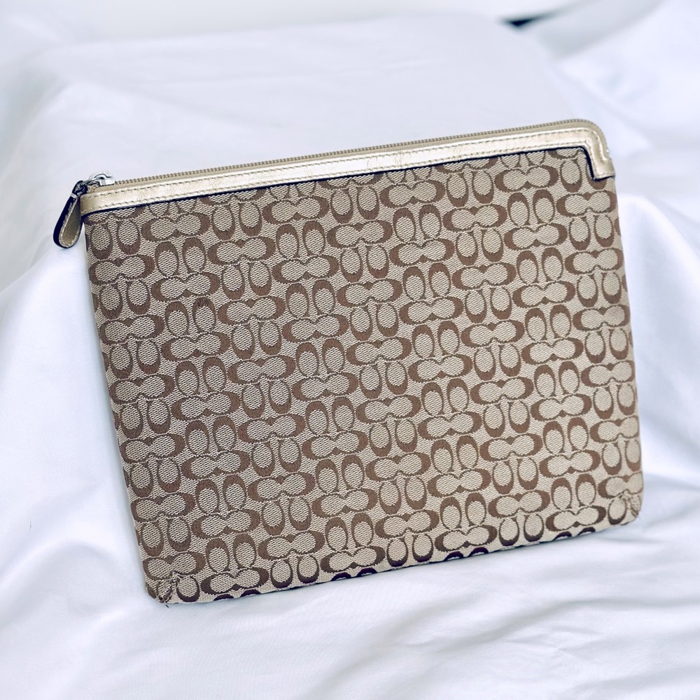 Coach Small IPAD/Tablet Case